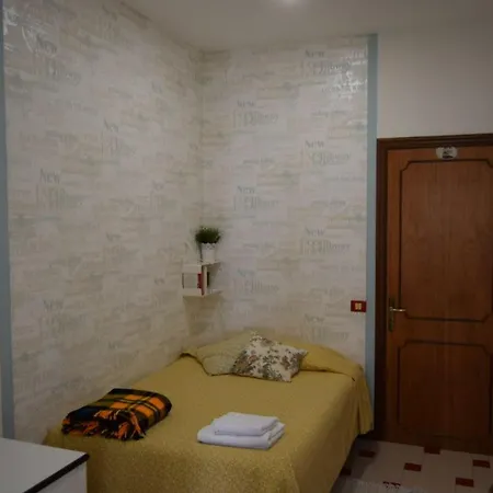 Oda ve Kahvaltı Cactus Giardini Naxos